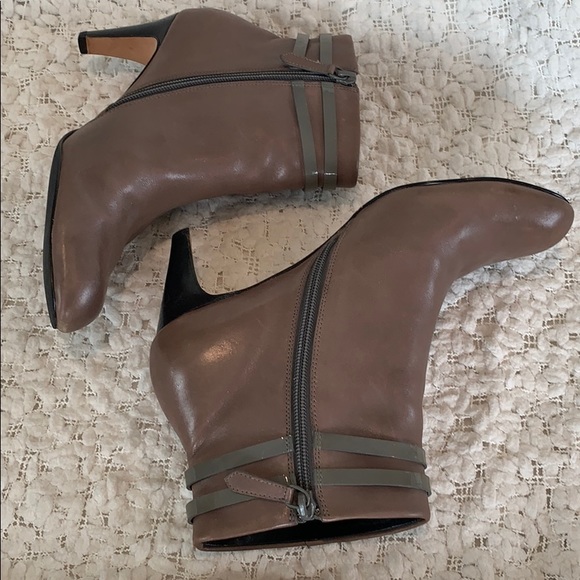 Cole Haan & Nike Air Leather 3" Heel Booties - Picture 5 of 16